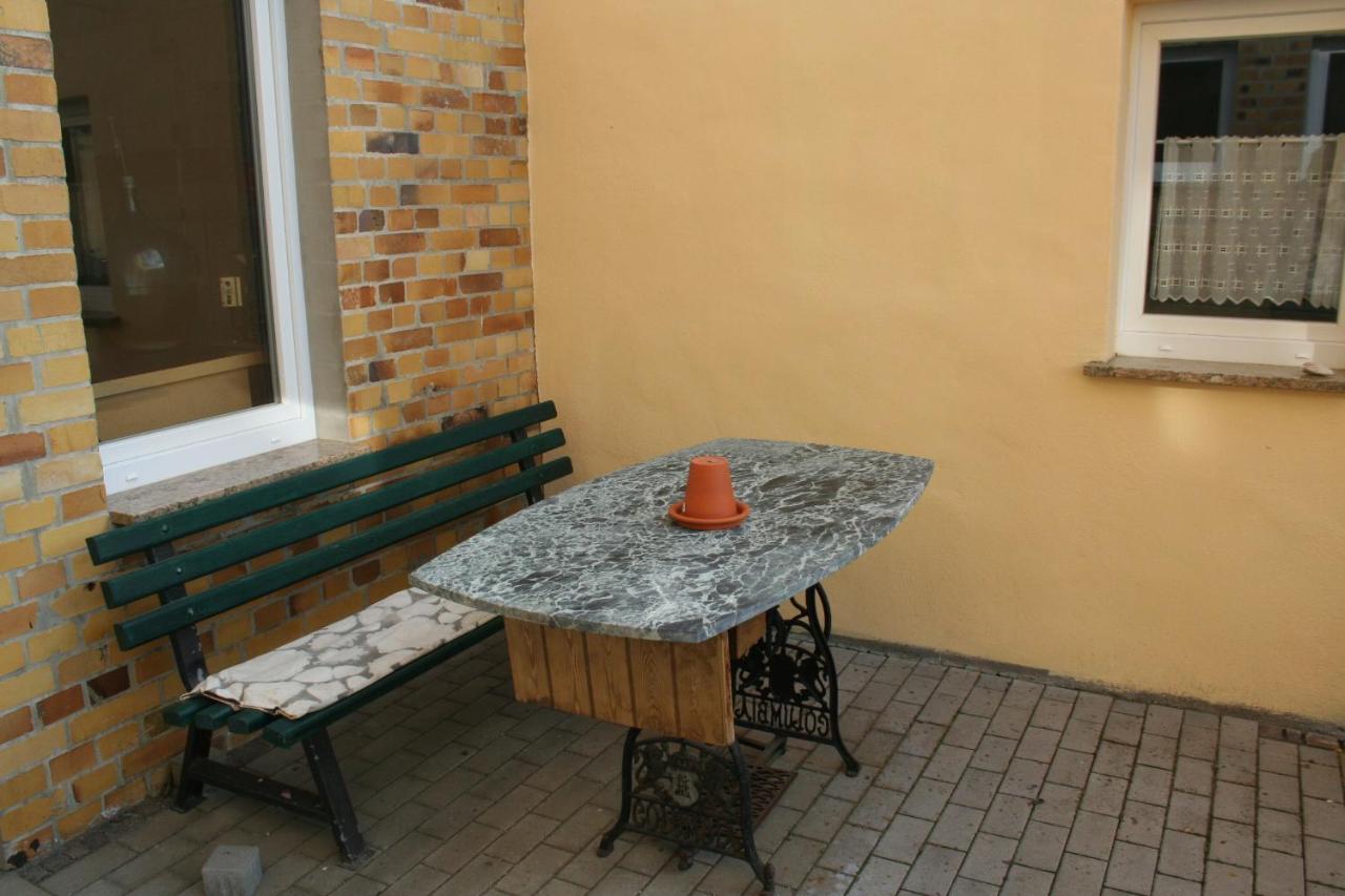 Gästehaus zur Bienerei Bad Schmiedeberg Exterior foto